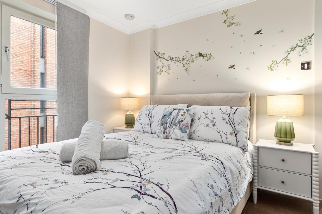 Tranquil 2 Bedroom Apartment Close To St. Paul'S Cathedral London Exteriör bild