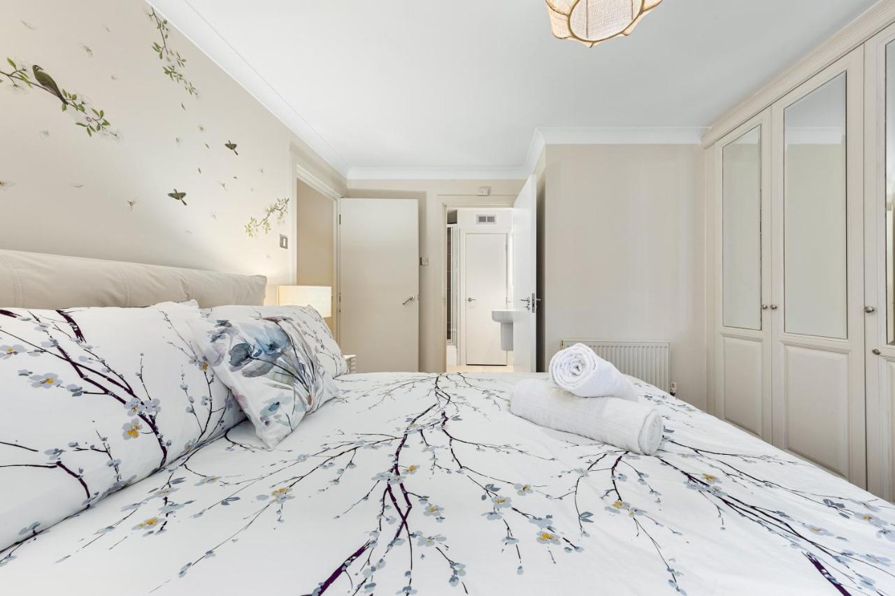 Tranquil 2 Bedroom Apartment Close To St. Paul'S Cathedral London Exteriör bild