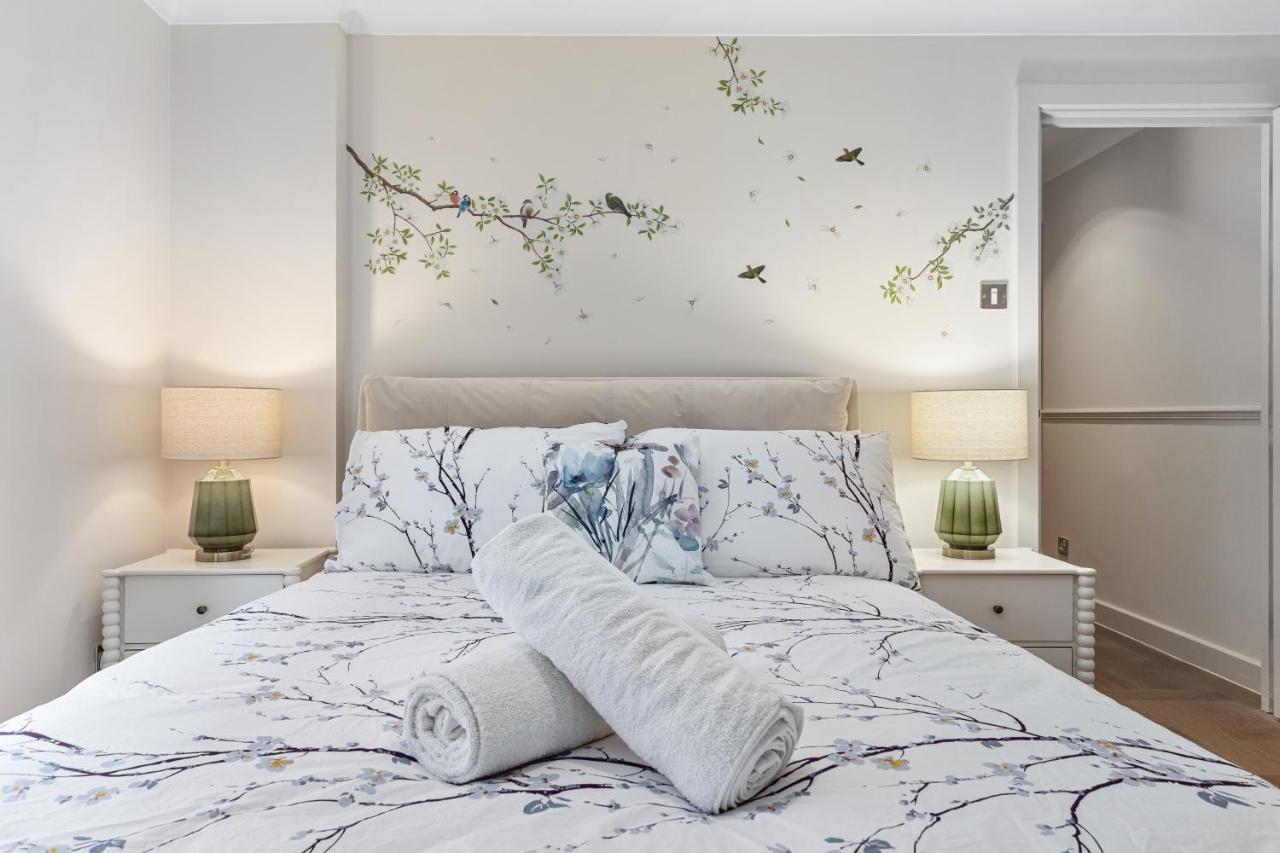 Tranquil 2 Bedroom Apartment Close To St. Paul'S Cathedral London Exteriör bild