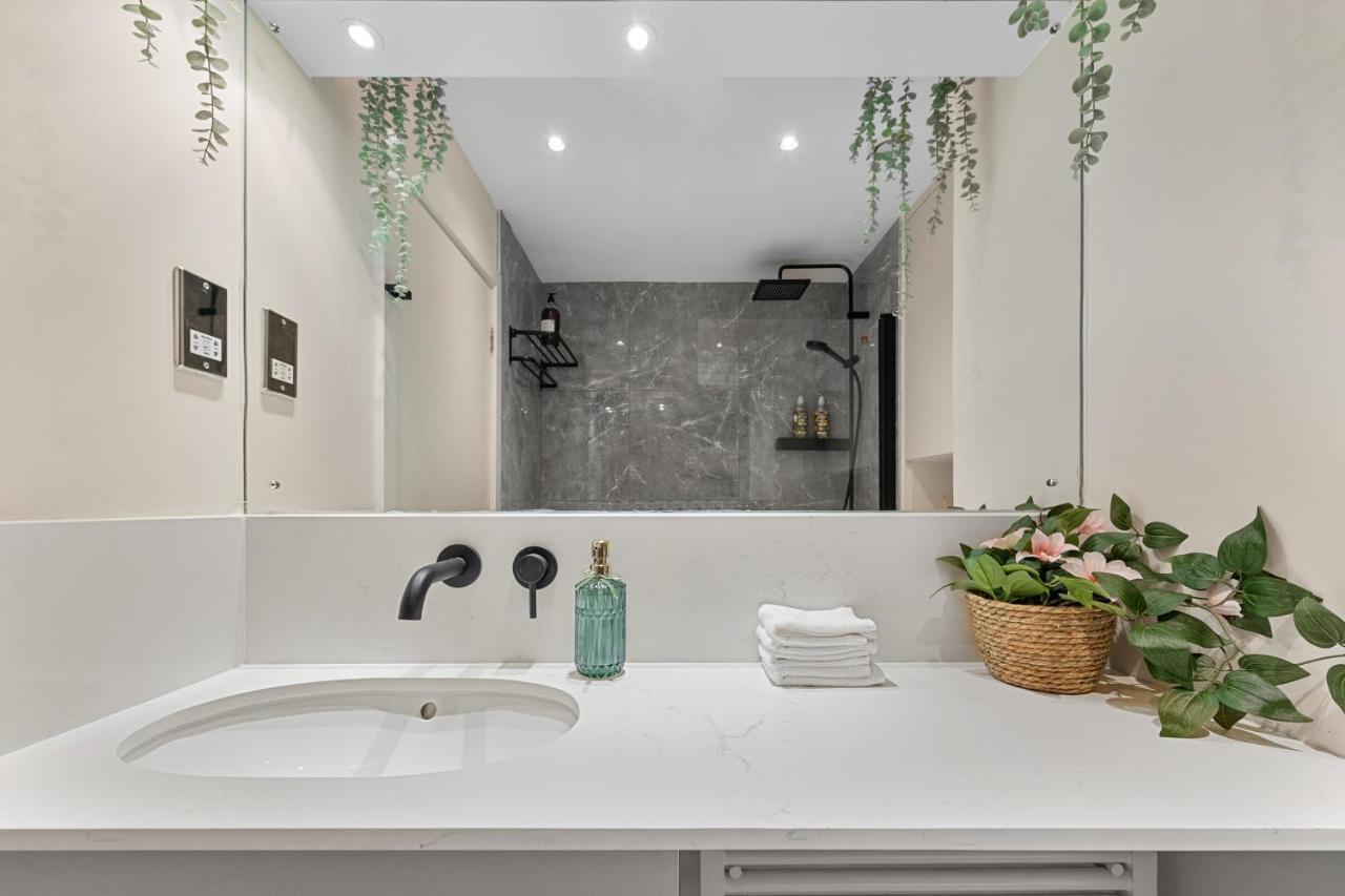 Tranquil 2 Bedroom Apartment Close To St. Paul'S Cathedral London Exteriör bild