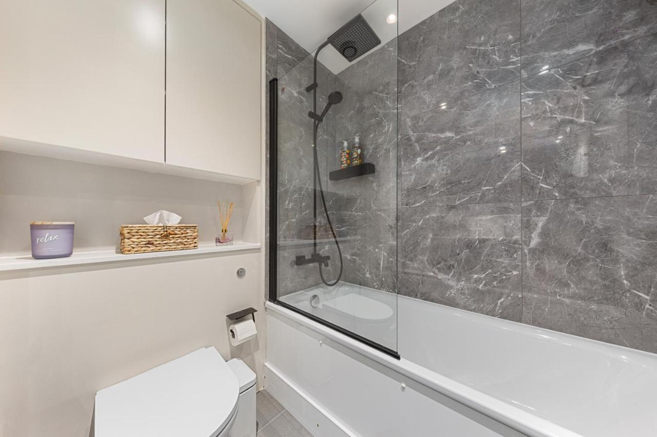 Tranquil 2 Bedroom Apartment Close To St. Paul'S Cathedral London Exteriör bild